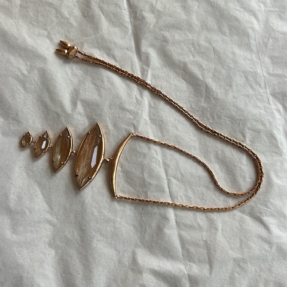 Kendra Scott Necklace - Picture 3 of 5